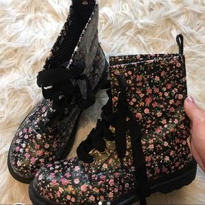 Floral boots